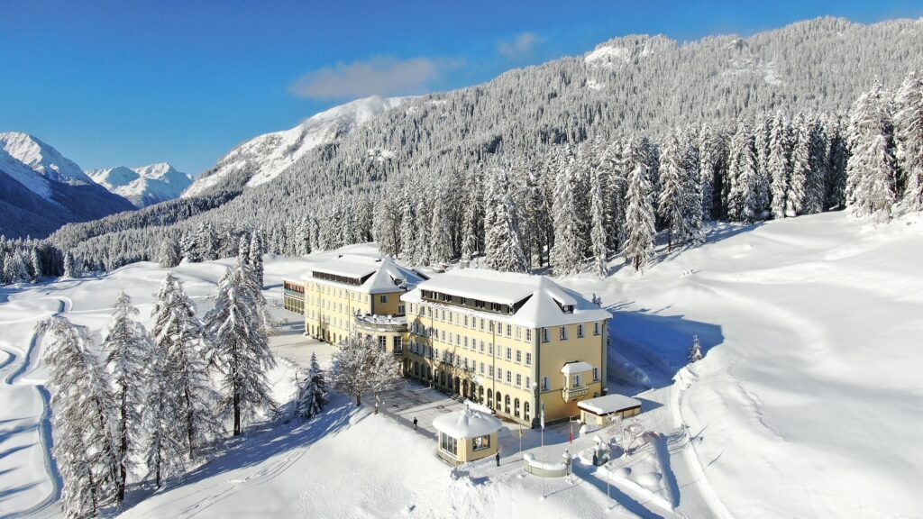 HIF in Winter Snow 
